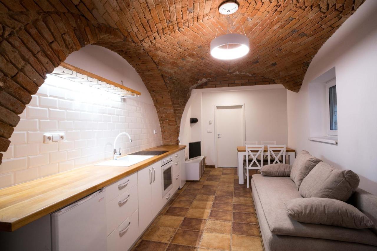 Apartmany Habanska, Cely Dum Pouzdrany Exterior photo